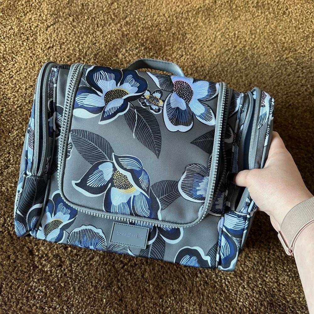 Vera Bradley hanging toiletry bag